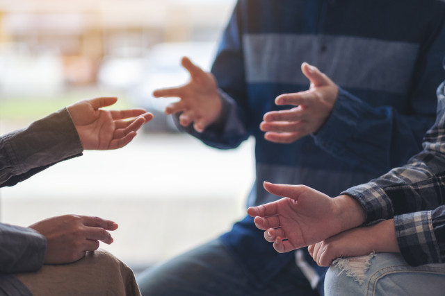 Establishing and Maintaining Good Communication with Candidates